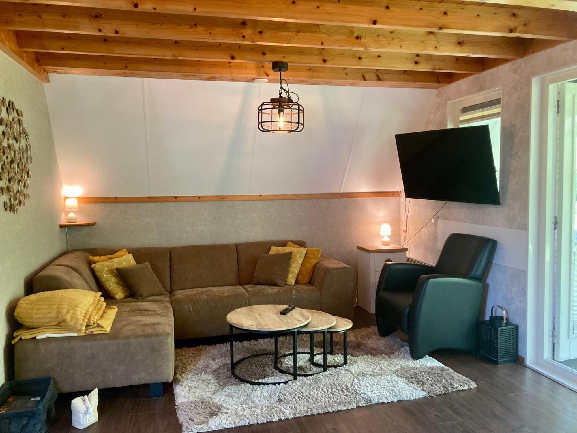 De Druif 6 Pers Holiday Home Close To The National Park Lauwersmeer Anjum 외부 사진